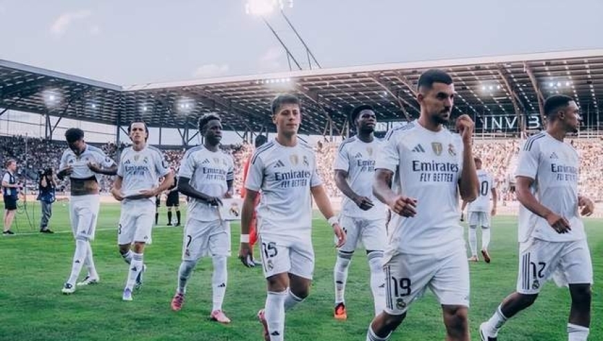 凌晨4点西甲19亿德比战！姆巴佩回归 4大前锋对决 皇马换门