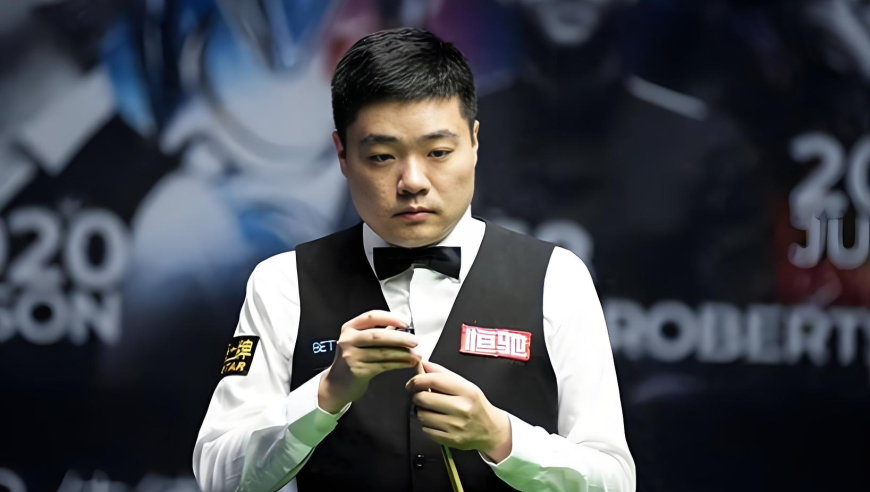 逆天翻盘！丁俊晖落后34分清台绝杀，神级防守让对手绝望｜体坛记忆