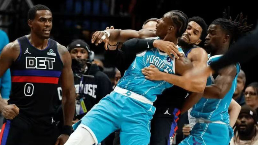 NBA近十年最严重斗殴！黄蜂主帅惊恐逃窜，奥本山2.0版上演 | 赛帧