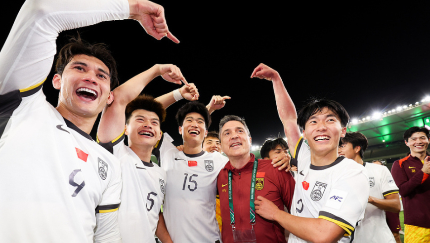 《新闻联播》16秒播U23国足首进亚洲杯决赛，网友：夺冠再来1次