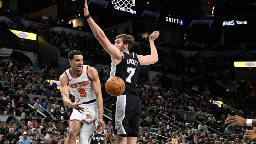 马刺尼克斯生死时刻：尼克斯疯狂反扑打回悬念 马刺罚球全中定胜局