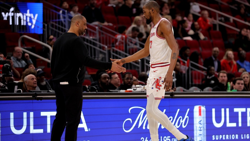 火箭一项数据倒数第一！乌度卡&ldquo;啃老&rdquo;杜兰特 美媒建议5换1施罗德