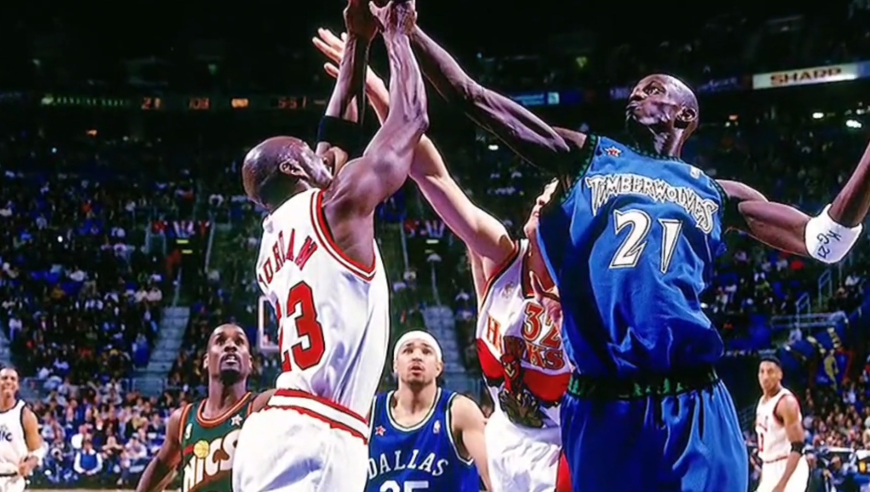 邓肯03年MVP含金量有多高？看看排行榜前五都是哪些超巨就知道了！