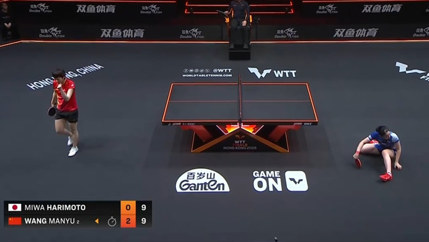 强强对话！王曼昱一度把张本美和打坐地 但后者顽强鏖战扳回一局