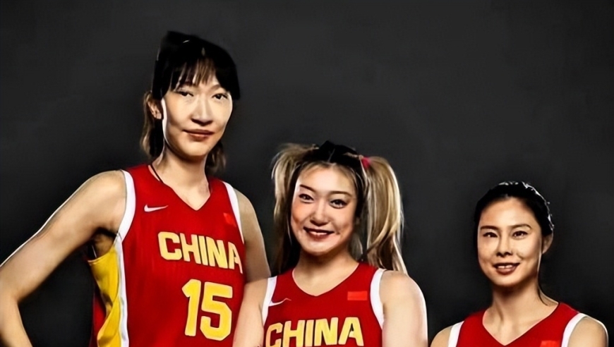 四川女篮两负广东丢金！双核心崩盘 韩旭李梦该醒醒了？