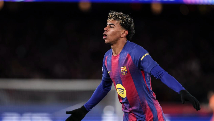 天赋拉满！慢镜看亚马尔神级传射造三球，巴萨4-1逆转哥本哈根