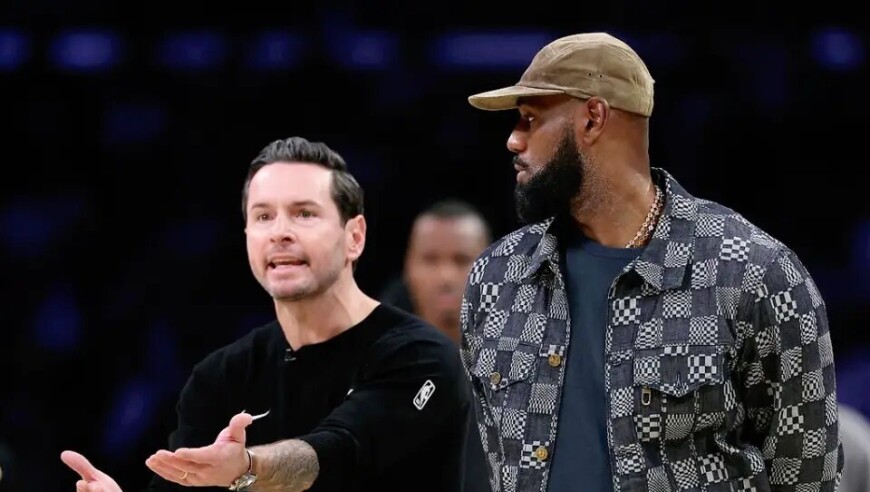 詹姆斯回归湖人会“拆台”吗？东契奇核心下，老詹该从替补打起？