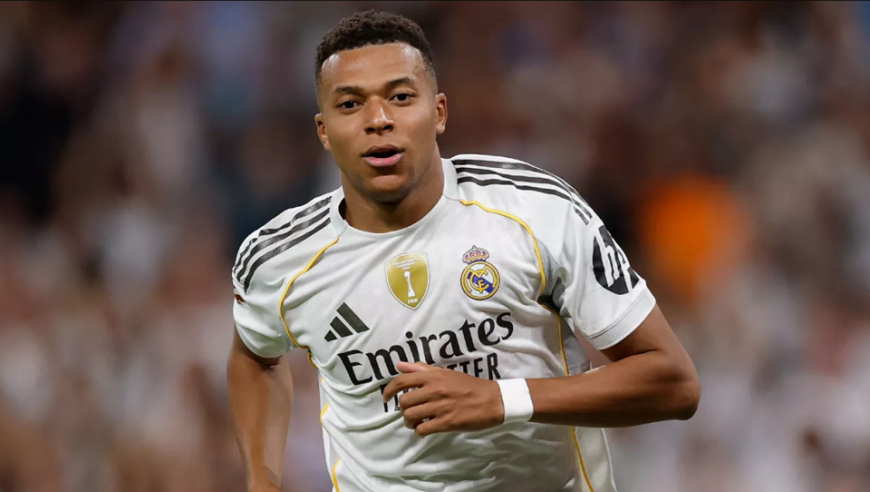 西甲一场焦点大战，皇马迎战贝蒂斯，姆巴佩缺席，谁能带队取胜？