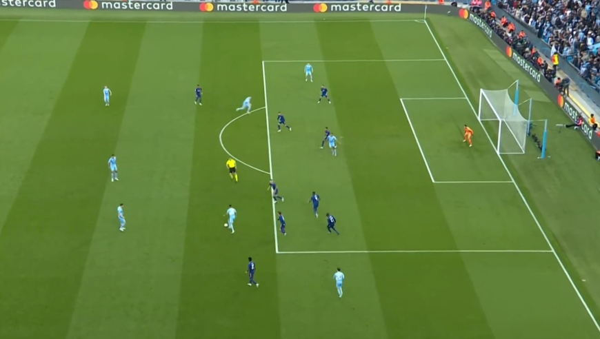 体坛记忆｜维尼修斯长途奔袭50米单刀射门！一场经典的欧冠进球大战