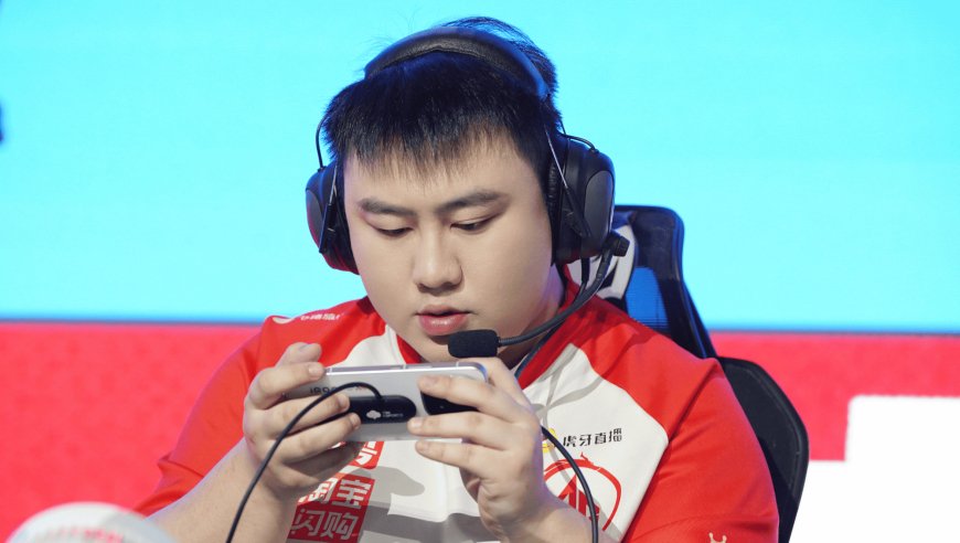 明晚红狼大战，成都AG超玩会发文：全力以赴第三轮最后一战