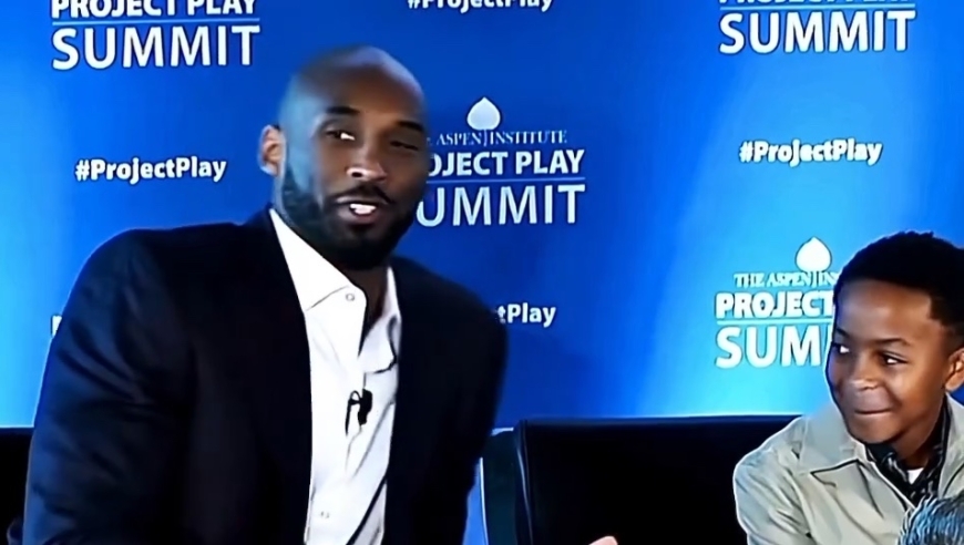 盘点科比的那些搞笑时刻，原来老大也有这么可爱的一面