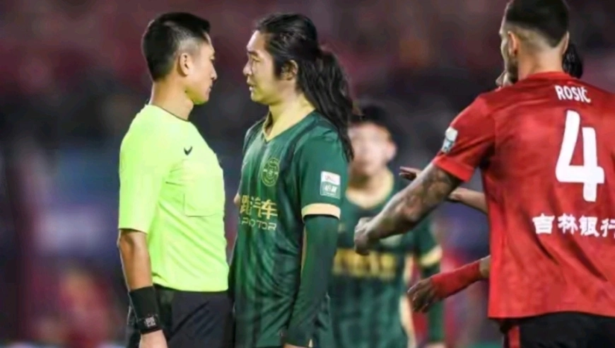 罚下2人！马宁为何对浙江队“痛下杀手”？看看下轮踢谁就明白了