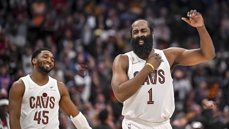 七连胜！诞生了一支巨无霸球队，四巨头场均80分，成为冠军大热