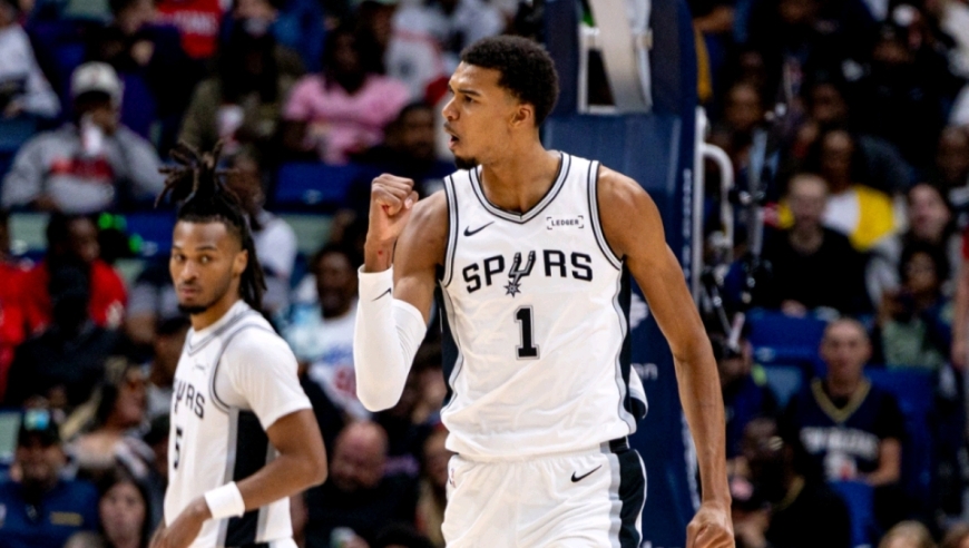 15日十佳球｜文班亚马借篮板自抛自扣 夏普战斧劈扣