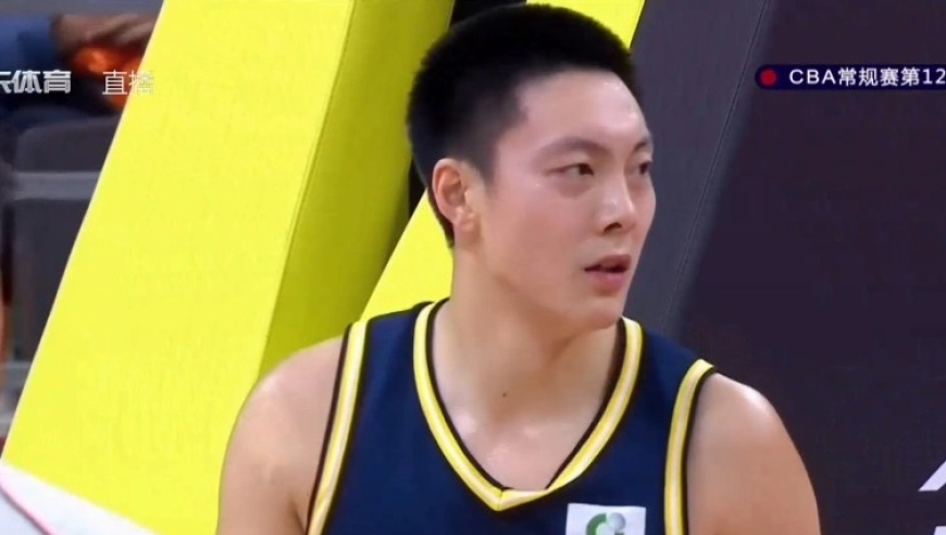 30分9助硬扛36分！周鹏拉架险爆冲突，广东险胜藏隐患