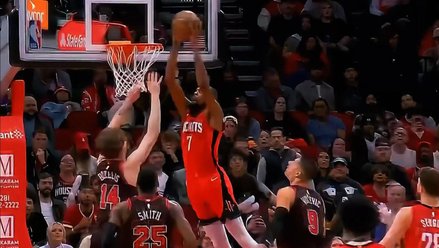 火箭公牛生死时刻：公牛落后7分仍不放弃 杜兰特双手扣篮终结悬念