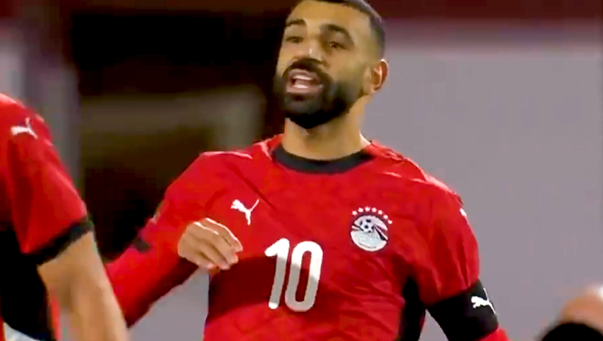 萨拉赫非洲杯首轮个人集锦：埃及法老多次串联策动进攻，补时抢位低射破门锁定胜局