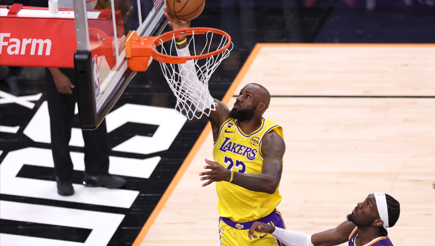 湖人太阳生死时刻：詹姆斯关键补篮追平 奥尼尔三分绝杀