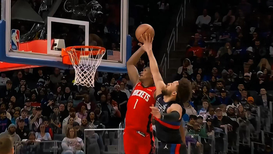 强行五五开！奥科吉抢断反击+杜兰特妙传阿门助火箭半场追平比分