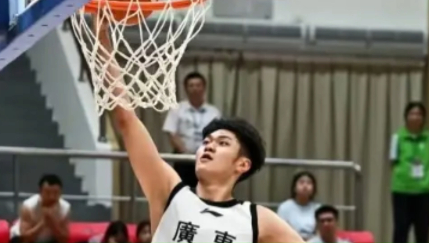 超级大逆转！广东U22男篮胜山东夺金，郑永刚“舍2人”收奇功