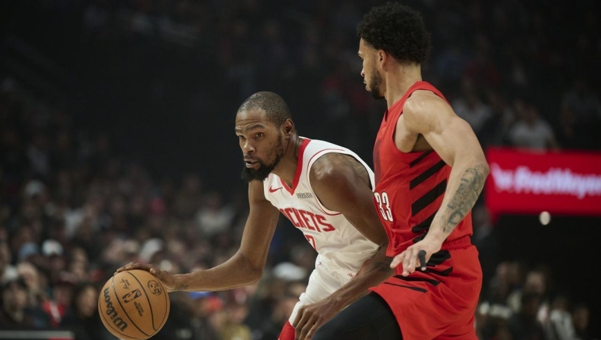 末节崩盘！杜兰特怒砸水瓶空砍30+12+4！三分10中0，火箭探花犯罪