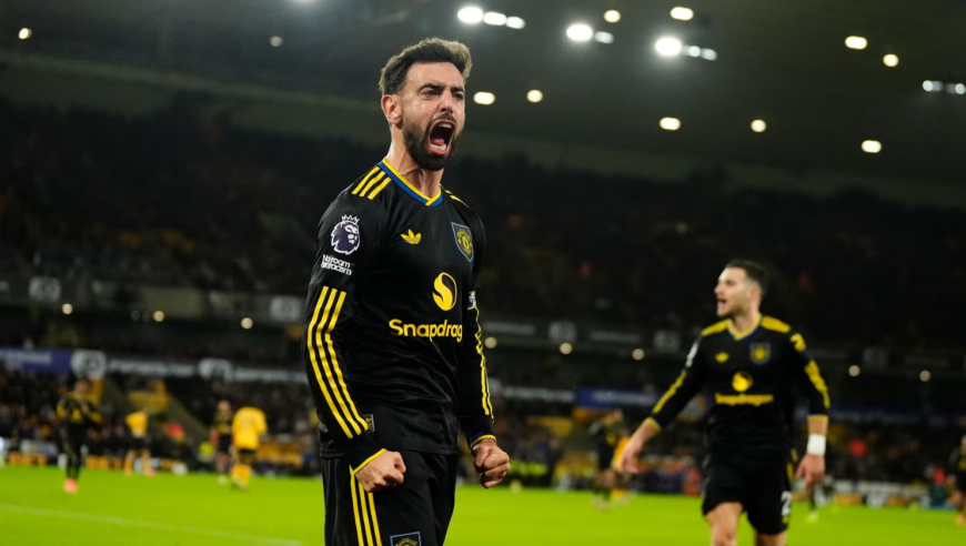 制霸全场！慢镜还原B费独造三球曼联狂胜，狼队15轮0胜一泻千里