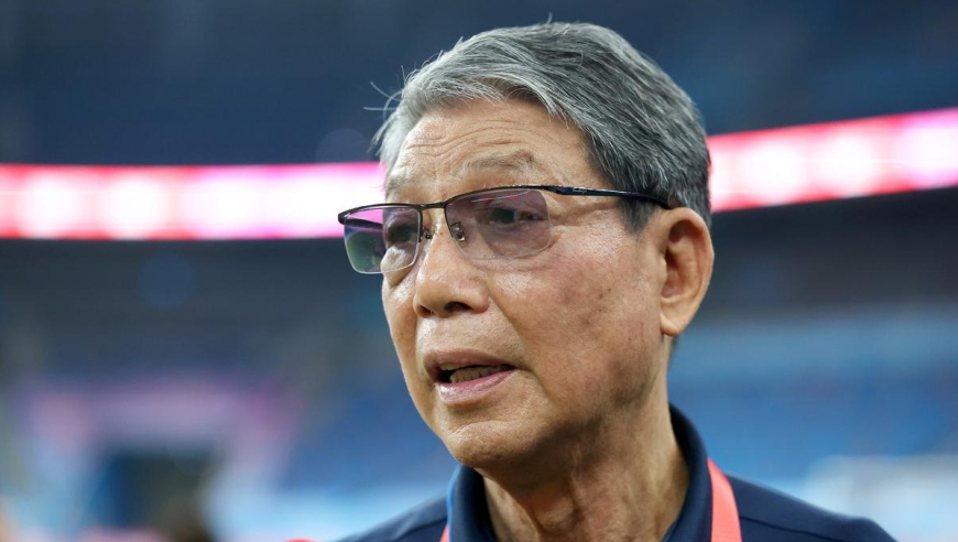 30年仍不消气，河南球迷为何痛恨徐根宝？耿耿于怀的是那个时代