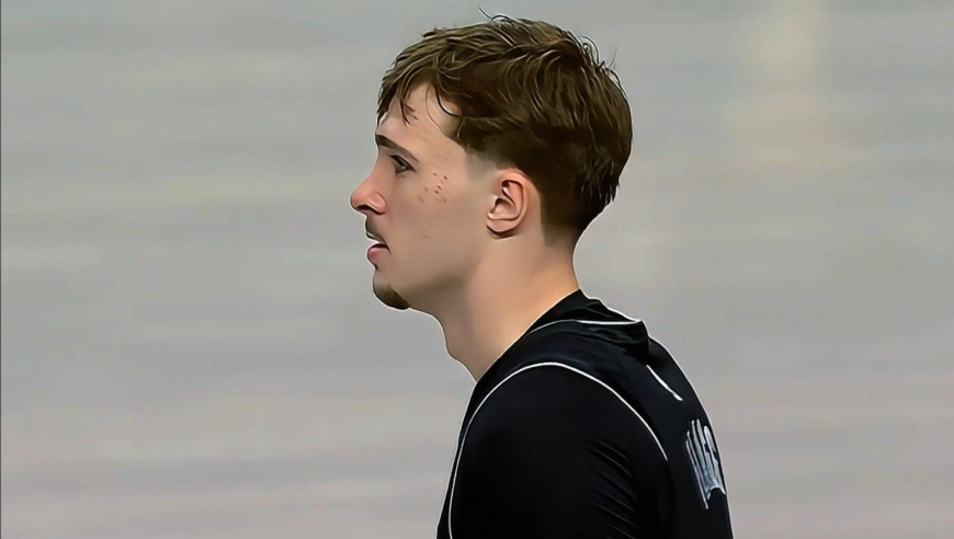 双状元的统治力！弗拉格突破 浓眉打成2+1联手对抗火箭运动大队