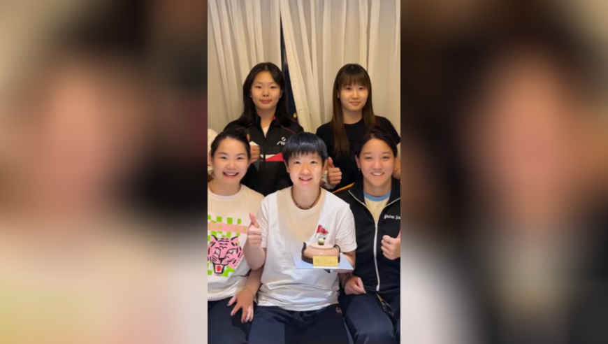 陪孙颖莎庆生的闺蜜有谁？背后故事感人，莎莎还晒出一家三口合照