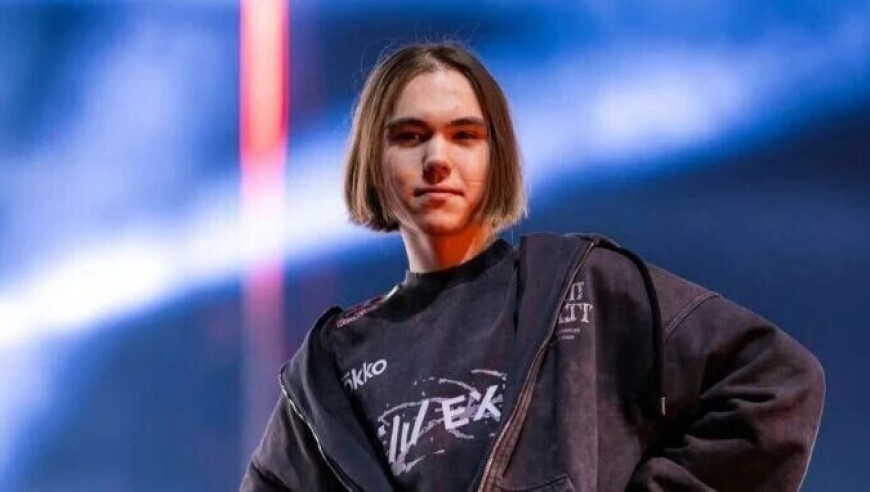 CS晚报：donk透露季军赛的心态和决赛不一样，并吐槽设有隔音房的BLAST线下场馆