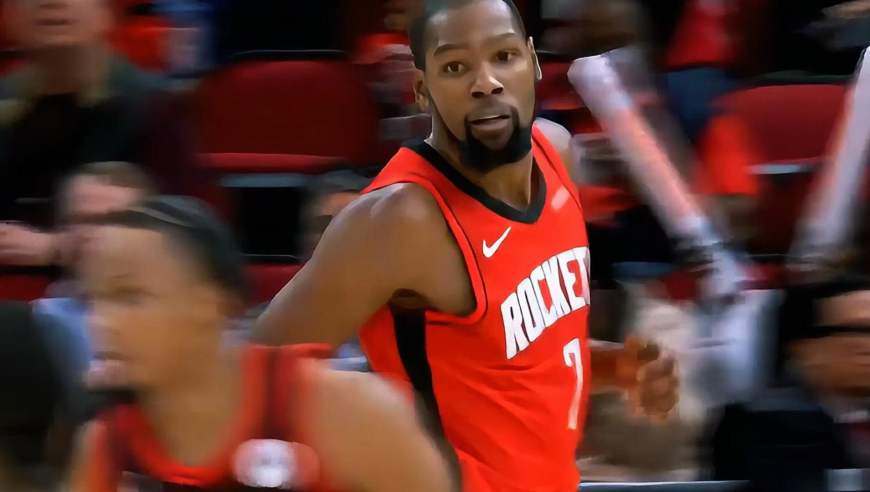 火三疯来了！杜兰特两次强投 火箭第三节两分钟连拿10分反超公牛