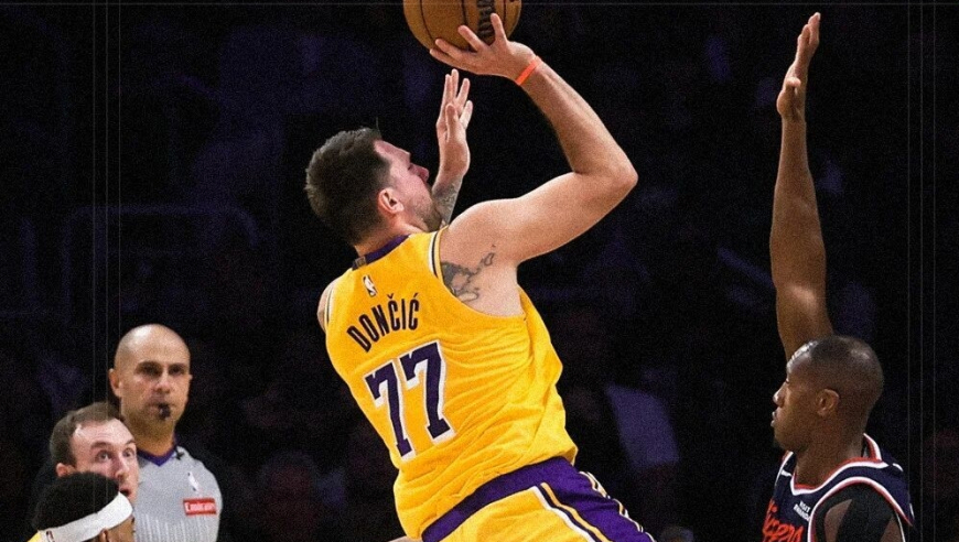 詹姆斯低级失误！伦纳德受伤退赛！泰伦卢赛后炮轰湖人