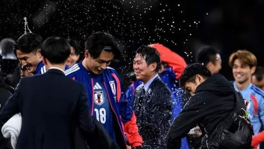 日本男足真是太憋屈了…日媒也承认，连续两届世界杯抽中最差小组