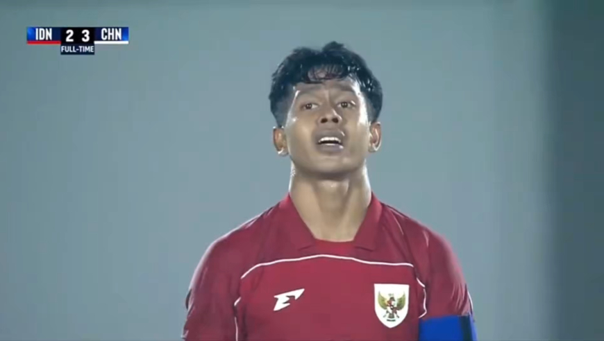 又把对手踢哭！速看U17国足3-2读秒绝杀印尼，张伯霖救主
