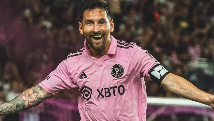 集锦｜梅西制霸全场！世界波圆月弯刀双响+造红牌，导演让二追四