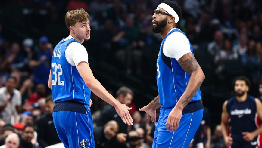 狂轰64分18板13助4断！双状元天神下凡，独行侠拒绝21分大逆转