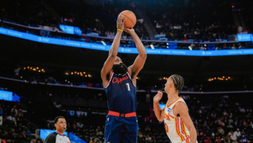 梦回巅峰！哈登35+10+11燃尽！快船耻辱5连败，豪阵沦为笑话