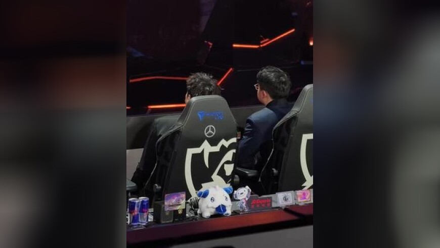 Uzi大清早7点起来打排位？网友：这真的正常吗？