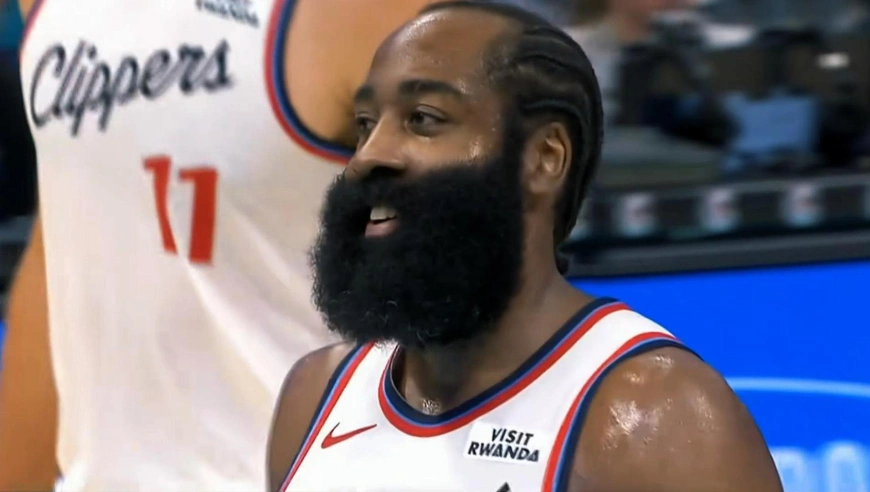 燃尽了！哈登对阵黄蜂首节单节狂轰27分：开场3+1单节轰进5记三分