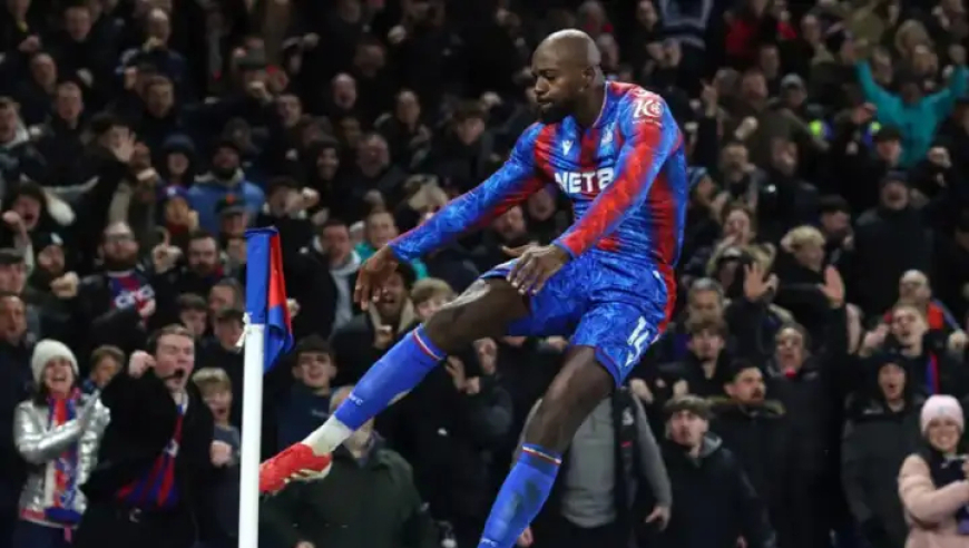 为什么现在英超球队开始流行中锋战术，高中锋遍地开花？