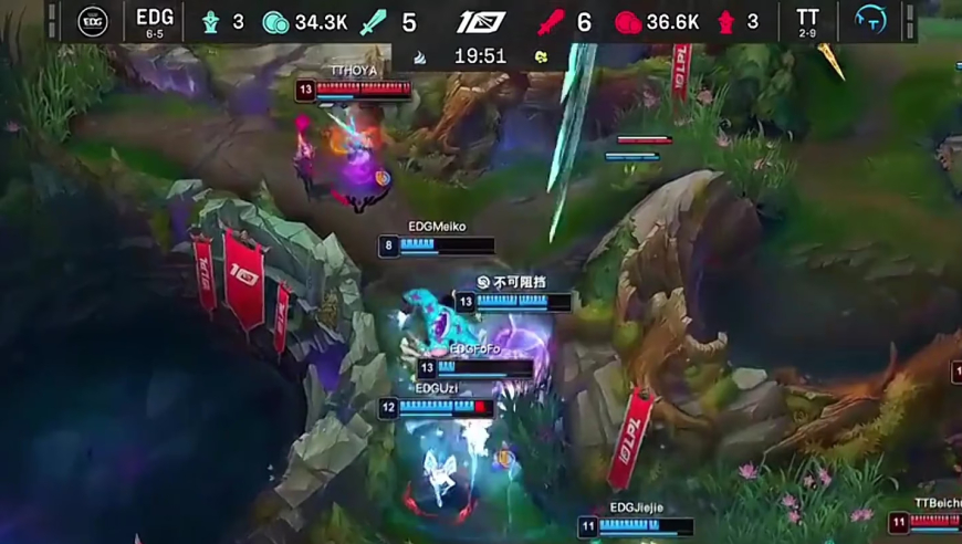 LOL：Uzi职业生涯最后的高光，本以为是巅峰回归，可惜一句我有罪