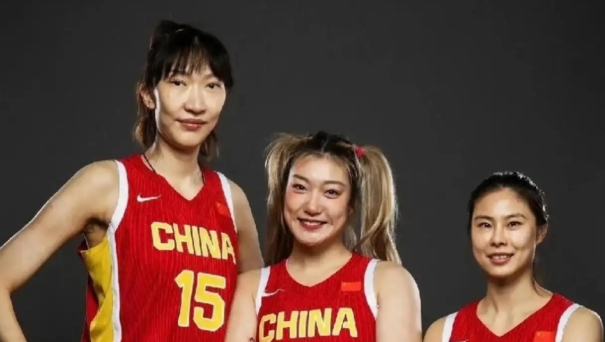 中国女篮大换血引热议！李梦领衔95后淡出国家队 张子宇意外落选