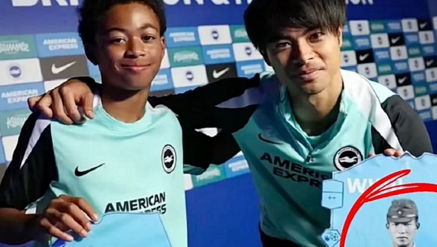 三笘薰举日本战犯照片！布莱顿发到官媒上 删文后向中国球迷致歉