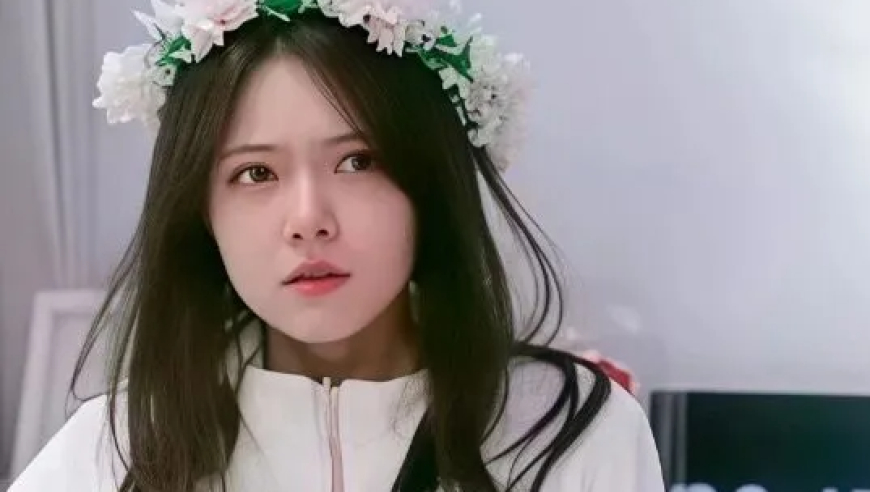 女主播小米粥骆歆打PK，骆歆演绎婚礼现场，小米粥：周姐来了，PG1来了！骆歆花容失色表示我不认识他！