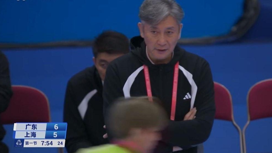 为何广东落后19分能逆转山东？是裁判帮忙吗？郑永刚1次换人扭转战局