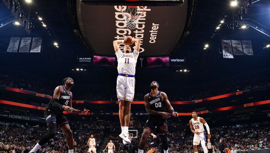 15日NBA十佳球 海斯气吞山河接球滑翔隔扣伊戈达罗