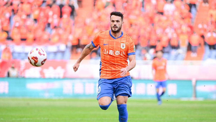 没难度我不进？谢文能造点瓦科再失点，本赛季中超继续0点球破门