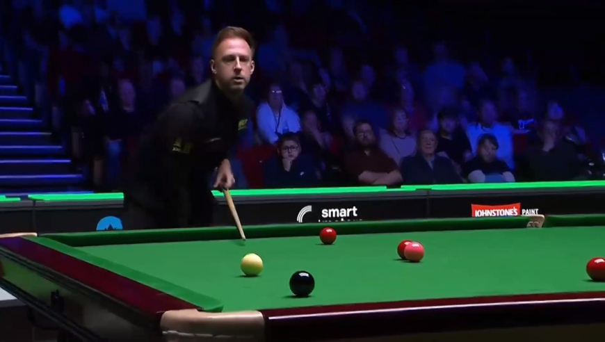 特鲁姆普超分球点位失误！希金斯未能把握机会，小特2-4追击比分