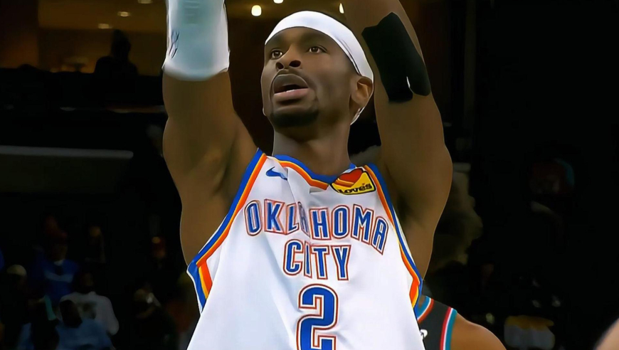 强到离谱！亚历山大末节一分钟连拿9分助雷霆打崩灰熊锁定胜局