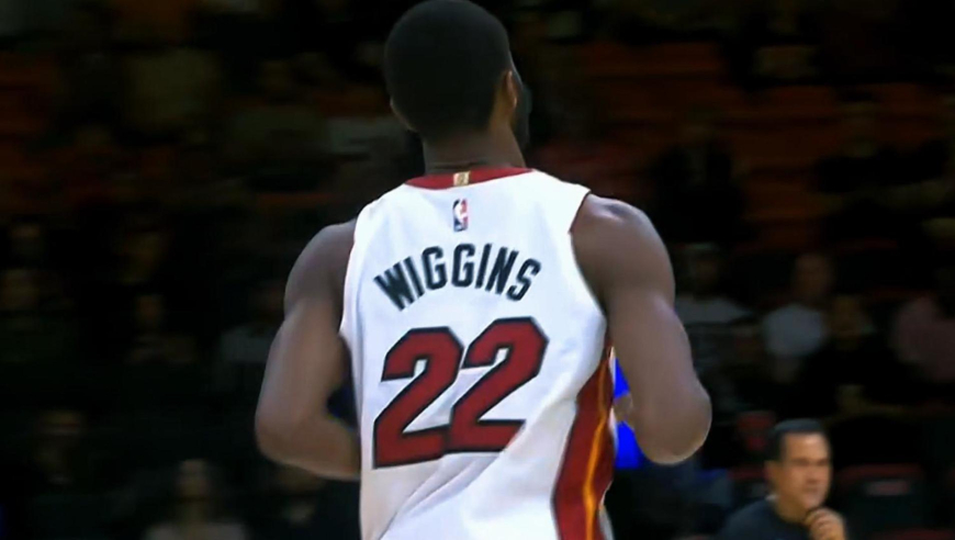 不堪入目！维金斯20秒连拿5分回应邓恩两罚 快船卢指导看不下去了